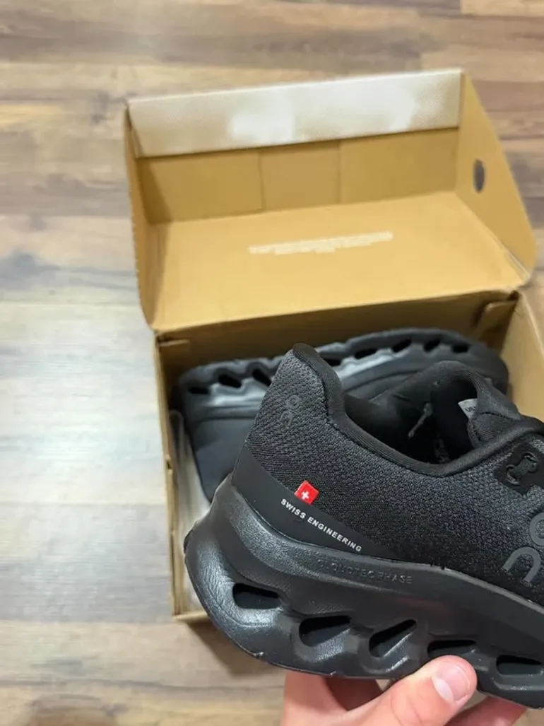 Used On Running Cloud bike — image 3 of 5