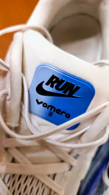 Used Nike Vomero 18 bike — image 5 of 8