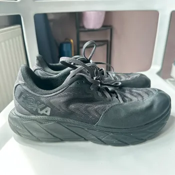 Käytetty Lange HOKA Arahi 6 Wide bike
