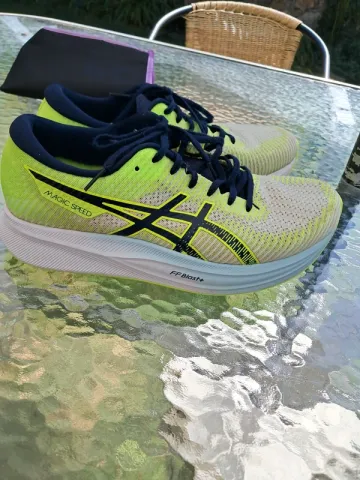 Used Asics Magic Speed bike — image 3 of 7