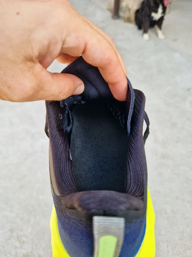 Used Asics Novablast 5 bike — image 4 of 7