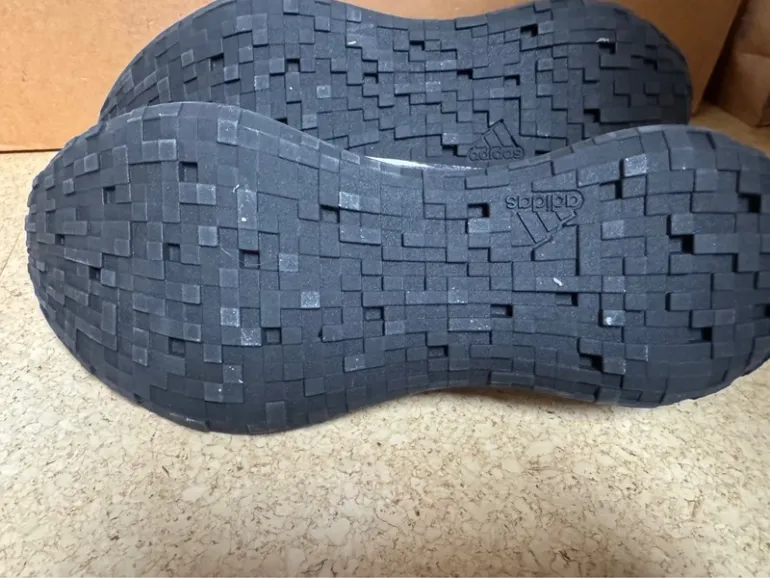 Used Adidas Sensebounce bike — image 8 of 8