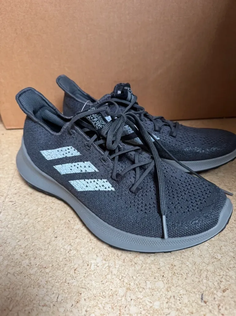 Used Adidas Sensebounce bike — image 1 of 8