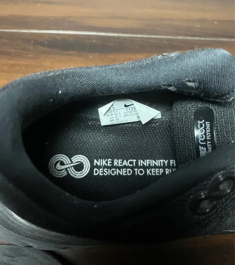 Used Nike React Infinity Run Flyknit 2 bike — image 5 of 5