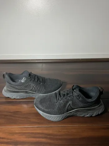 Used Nike React Infinity Run Flyknit 2 bike