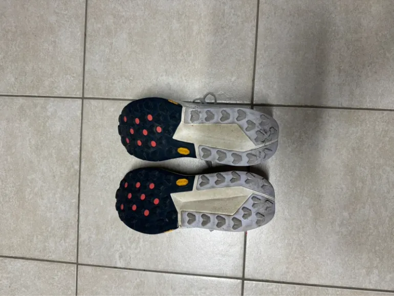 Gebrauchtes Nike Zegama Trail 2 bike — Bild 4 von 4