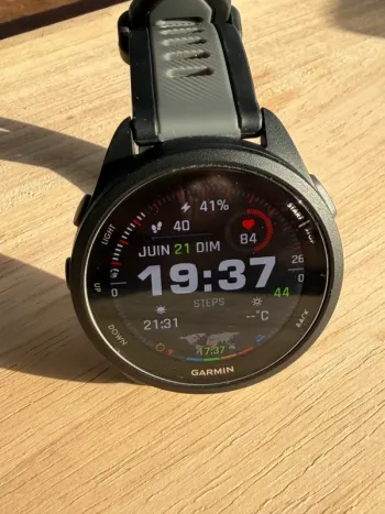 Used Garmin Forerunner 165 bike — image 3 of 8