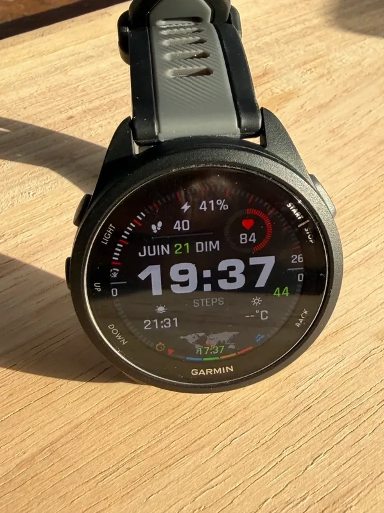 Used Garmin Forerunner 165 bike — image 3 of 8