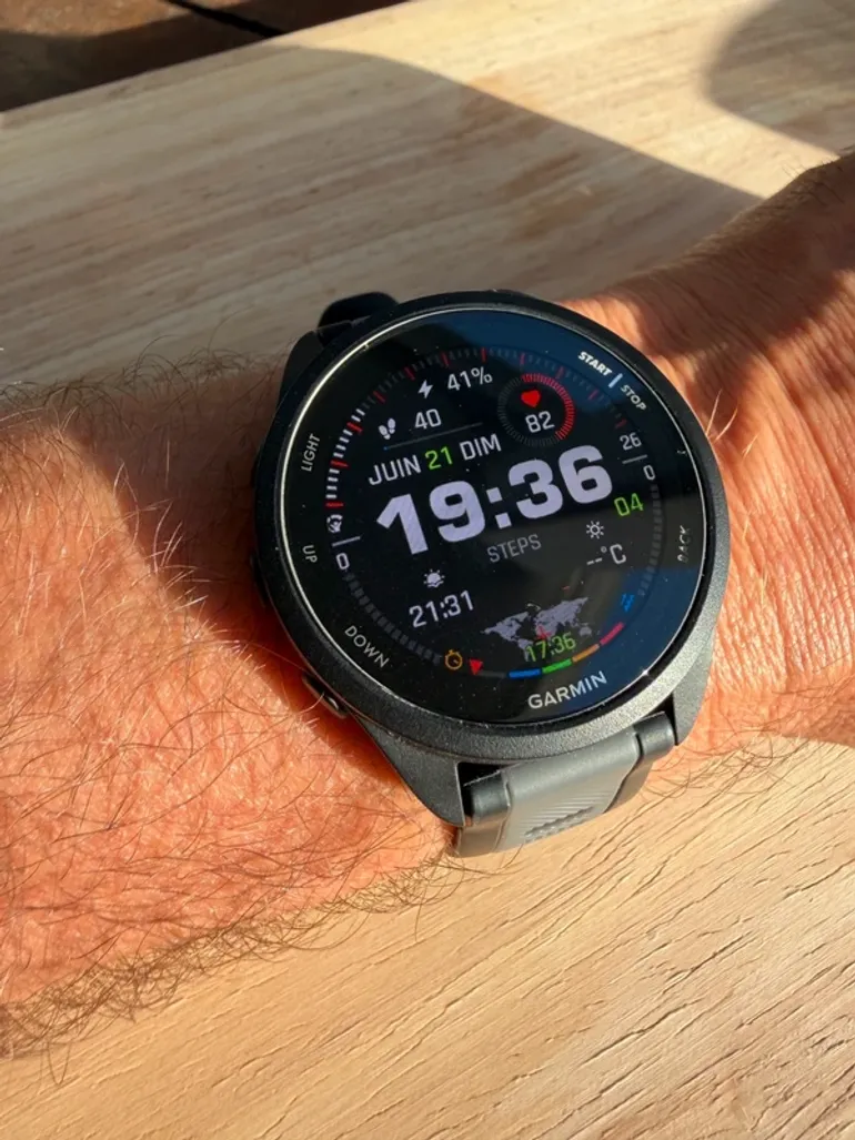 Used Garmin Forerunner 165 bike — image 4 of 8