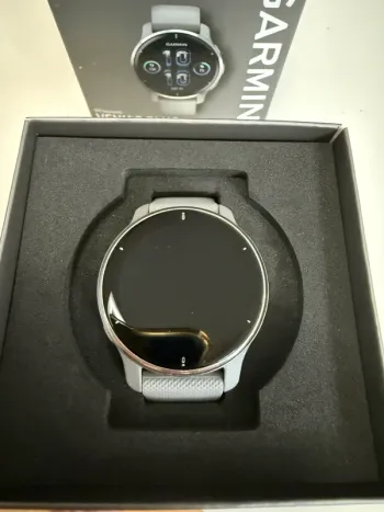 Used Garmin Venu 2 Plus bike — image 3 of 3