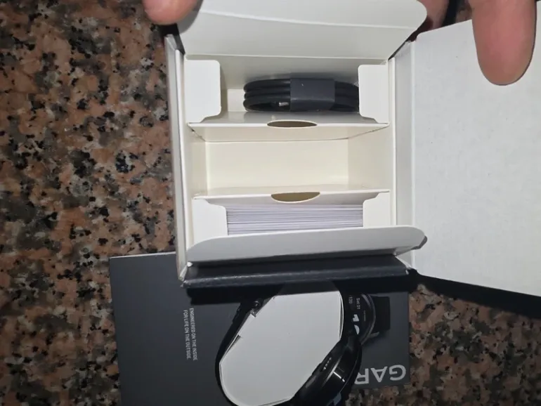 Used Garmin Venu 4 bike — image 6 of 6