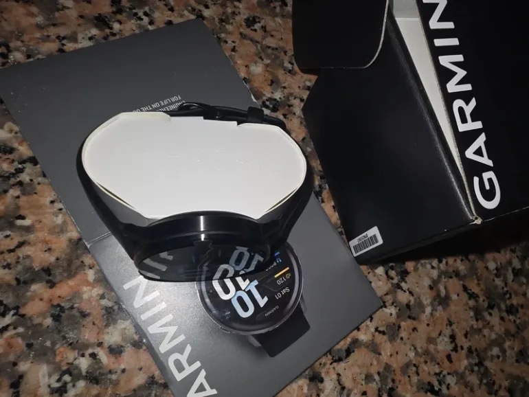 Used Garmin Venu 4 bike — image 5 of 6