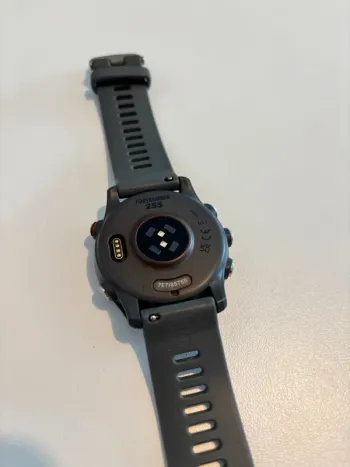 Used Garmin Forerunner 255 bike — image 3 of 4
