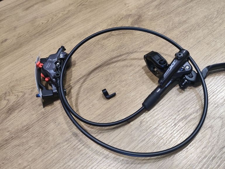 Použité Shimano Deore XT 4 Pistones bike — obrázek 3 z 6