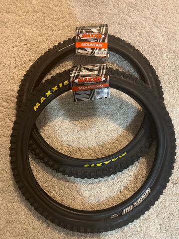 Used Maxxis Minion DHF 20” 2.40 Tyres & Tubes