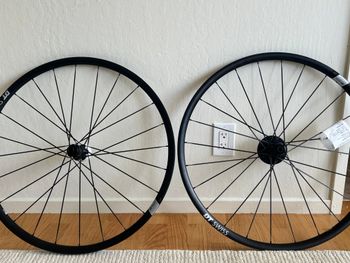 Used Dt Swiss P 1800 SPLINE Road Wheelset 2025 bike
