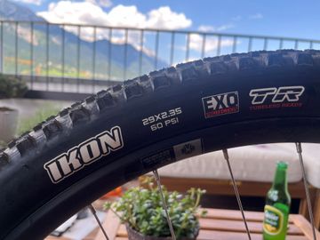 Brugt Maxxis Ikon Exo TR 2026 bike — billede 1 af 4