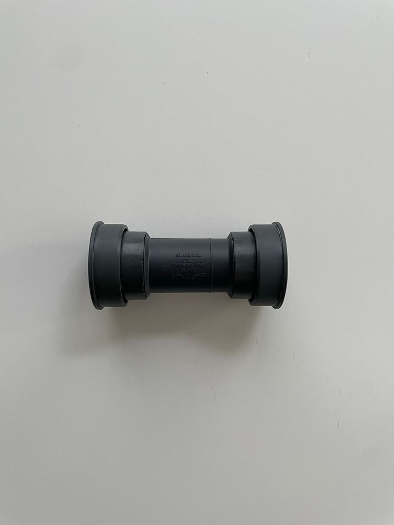 Brugt Shimano SM-BB72-41 Press-Fit Bottom Bracket 2025 bike — billede 3 af 4