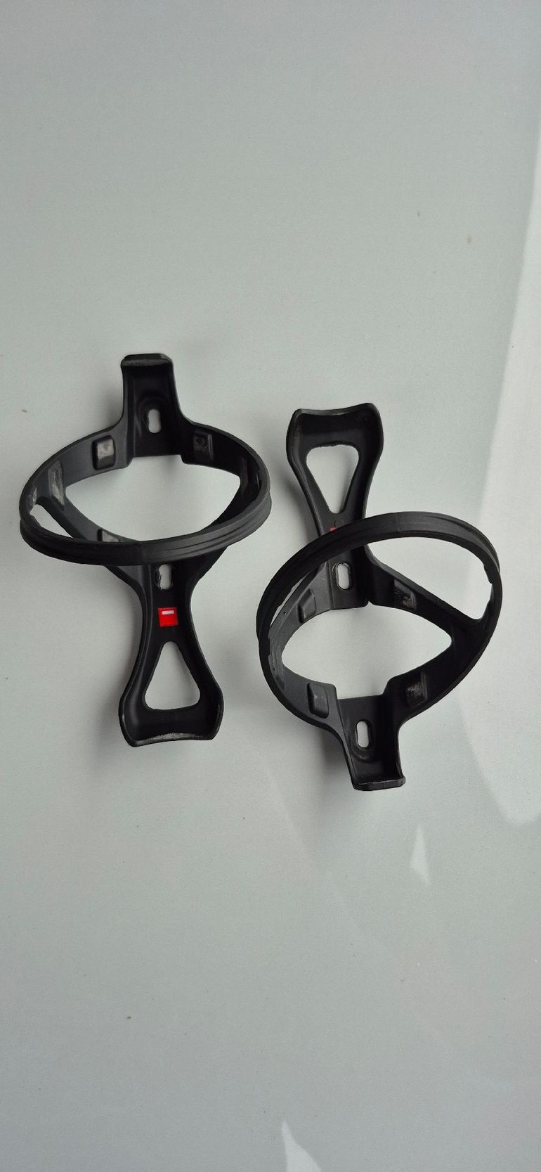 Used Elite Leggero Carbon Bottle Cages 2026 bike — image 1 of 4