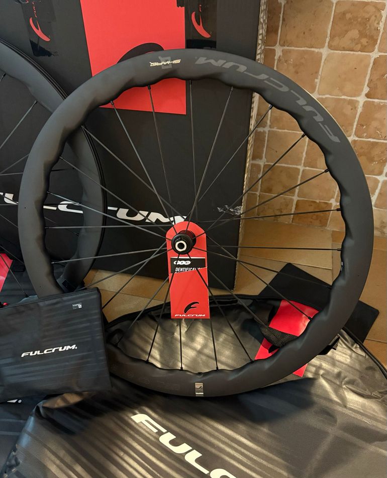 Used Fulcrum Sharq 42 Carbon Wheelset 2026 bike — image 3 of 4