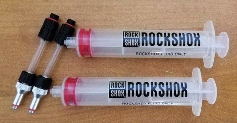 Used RockShox Kit de purge Lot de 2 seringue pour Reverb Xloc bike — image 2 of 2