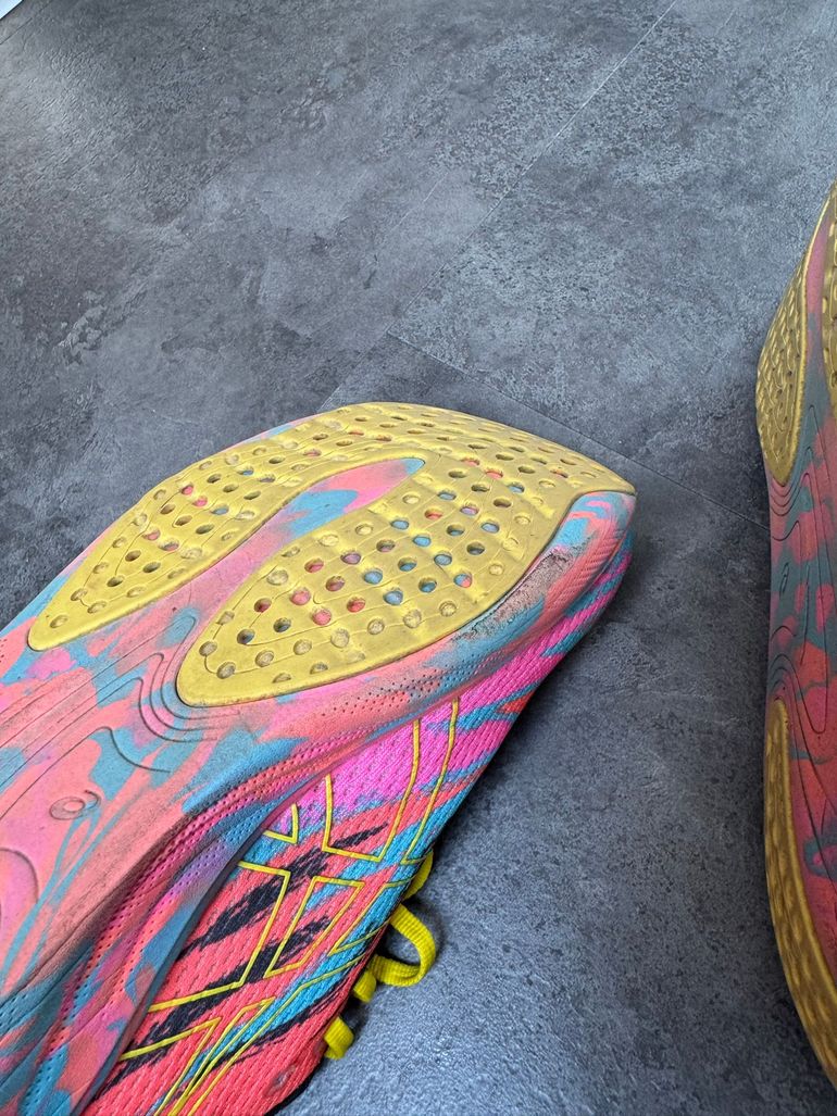 Used Asics GEL-NIMBUS 25 Color Injection bike — image 7 of 8