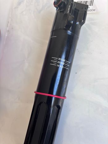 Použité RockShox isostrut Amortiguador 2025 bike — obrázek 3 z 5
