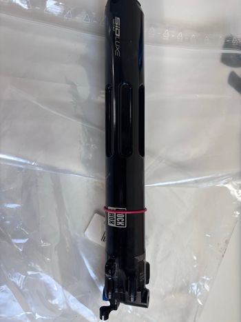 Použité RockShox isostrut Amortiguador 2025 bike — obrázek 4 z 5