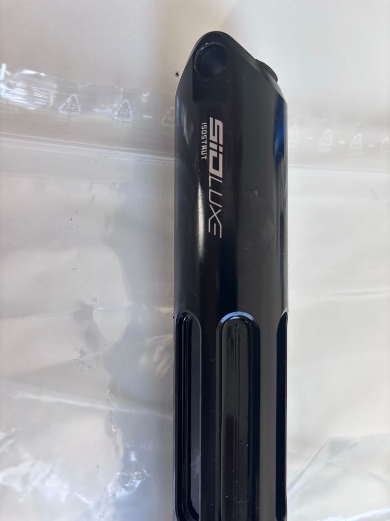 Použité RockShox isostrut Amortiguador 2025 bike — obrázek 5 z 5