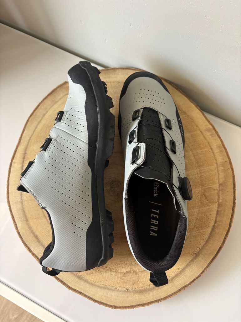 Used Fizik Terra Atlas bike — image 5 of 8