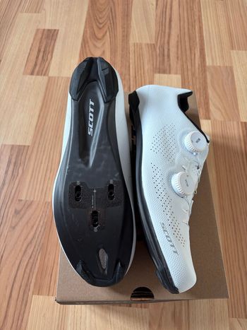 Used Scott Road RC Shoes 2026 bike — image 4 of 11