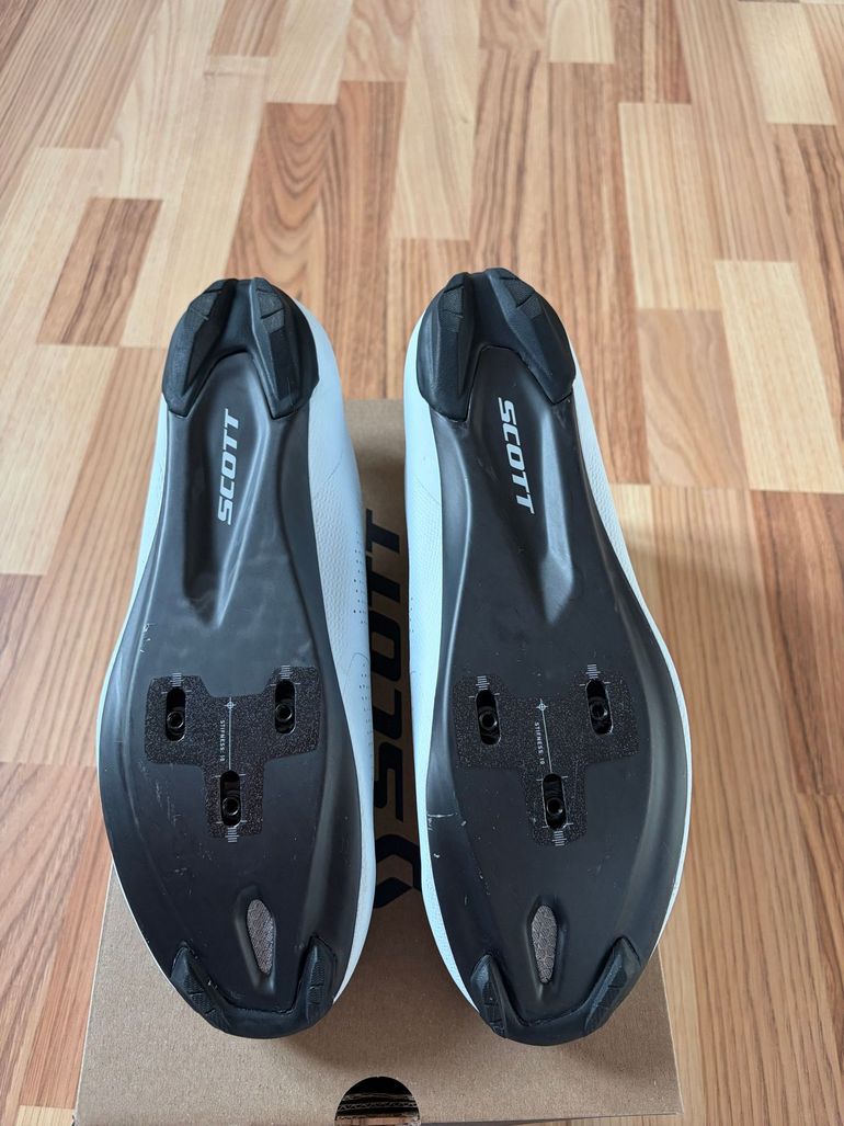 Used Scott Road RC Shoes 2026 bike — image 5 of 11