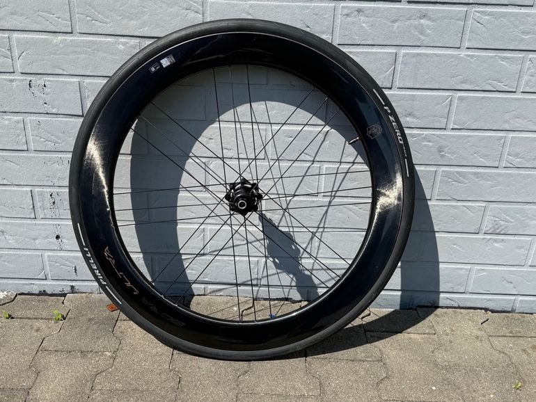 Použité Campagnolo Bora Ultra WTO 60 Disc Brake Wheelset bike — obrázek 10 z 12