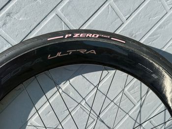 Použité Campagnolo Bora Ultra WTO 60 Disc Brake Wheelset bike — obrázek 4 z 12