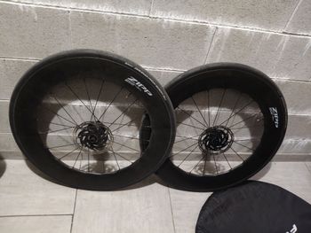 Used Zipp 858 NSW Wheelset 2024 bike — image 2 of 6