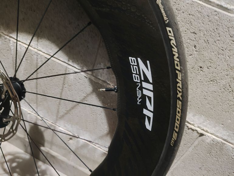 Used Zipp 858 NSW Wheelset 2024 bike — image 3 of 6