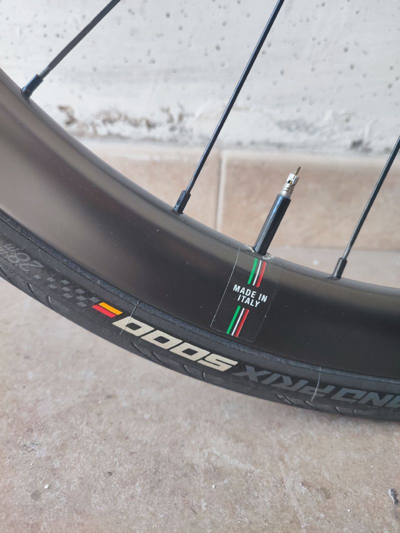 Used Miche Carbonio Wheelset bike — image 9 of 9