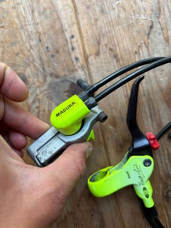 Used Magura HS33 Raceline Hydraulic Rim Brake bike — image 6 of 7