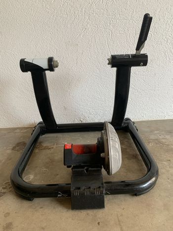 Used Elite SuperCrono Power Fluid ElastoGel Trainer 2011 bike — image 5 of 8