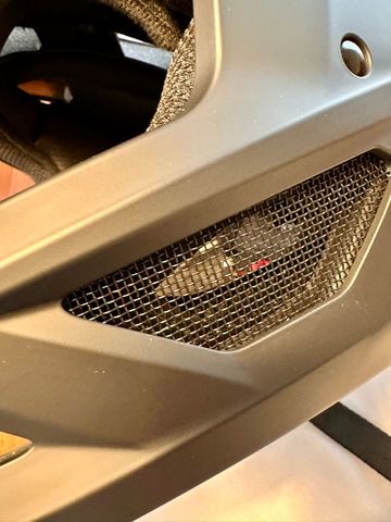 Used Fox Rampage Helmet 2025 bike — image 15 of 18
