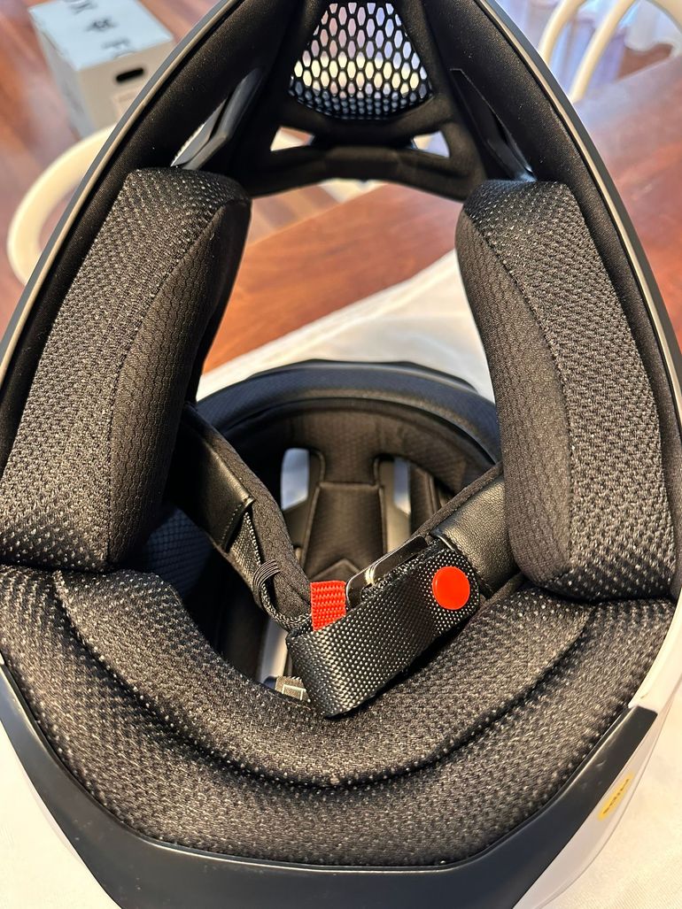 Used Fox Rampage Helmet 2025 bike — image 10 of 18