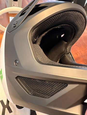Used Fox Rampage Helmet 2025 bike — image 16 of 18