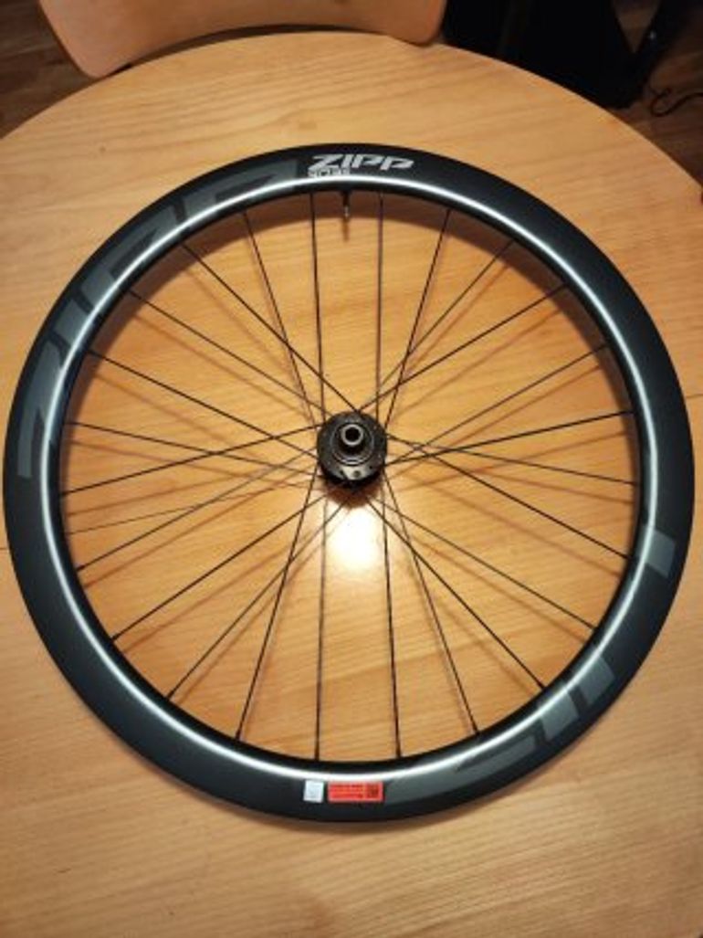 Brugt Sram Zipp 303 S 2025 bike — billede 1 af 9
