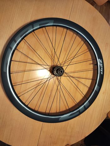 Brugt Sram Zipp 303 S 2025 bike — billede 4 af 9