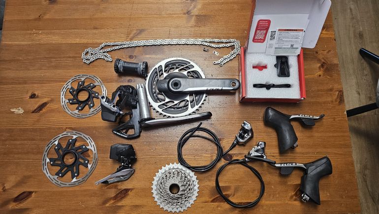 Used Sram Red AXS 12-speed Groupset 2024 bike — image 1 of 2