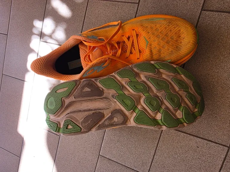 Used Hoka Clifton 9 bike — image 2 of 6