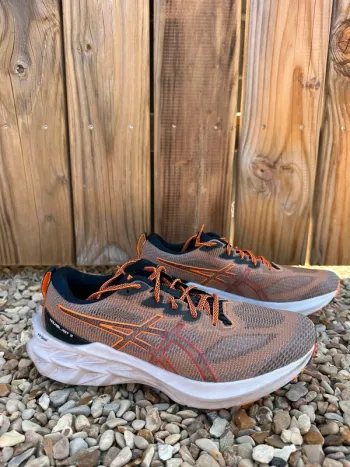 Used Asics Novablast 2 bike