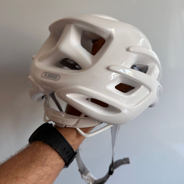Použité ABUS AirBreaker Pure White Size M bike — obrázek 2 z 10