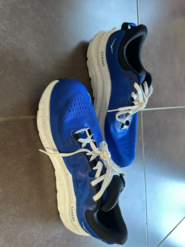 Used Hoka running shoes bike — image 3 of 7