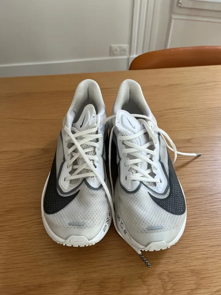 Used Nike Zoom Fly 6 bike — image 2 of 7